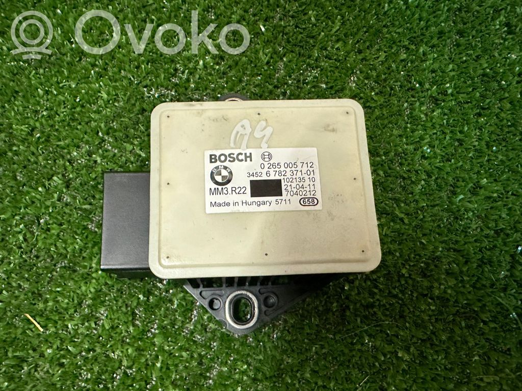 ESP Drehratensensor Querbeschleunigungssensor   6782371
