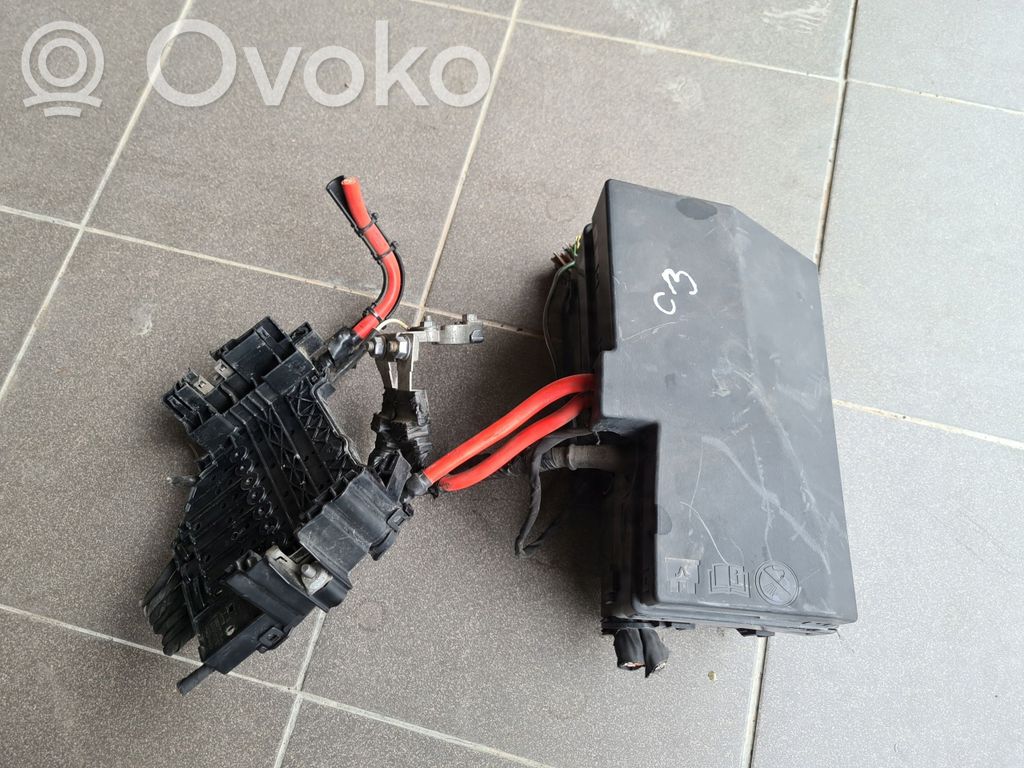 Volvo V40 Sulakemoduuli 