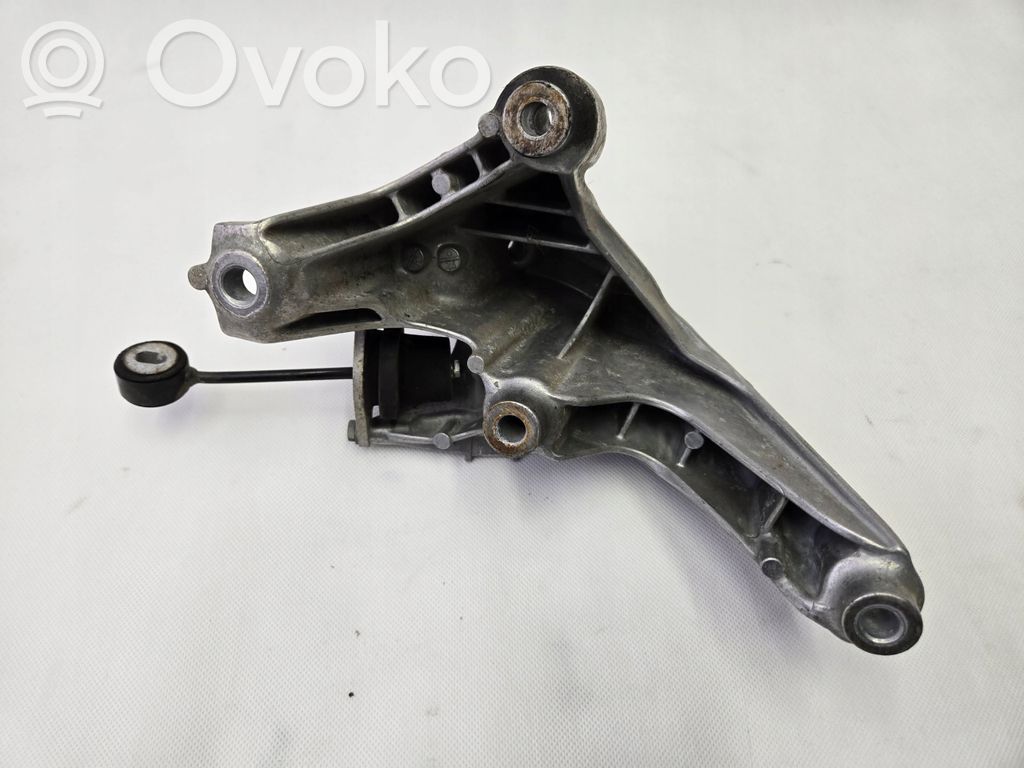 Audi A4 S4 B9 Engine mounting bracket 