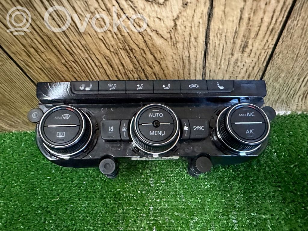 Volkswagen PASSAT B8 Panel klimatyzacji 