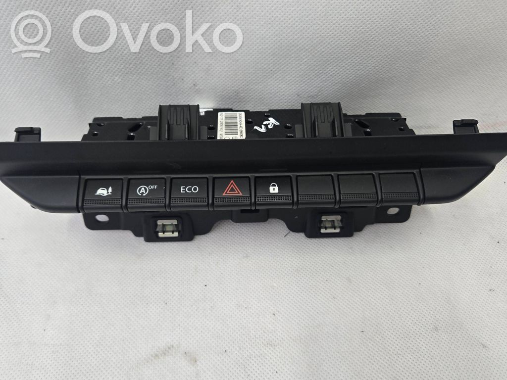 Renault Trafic III (X82) Other switches/knobs/shifts 