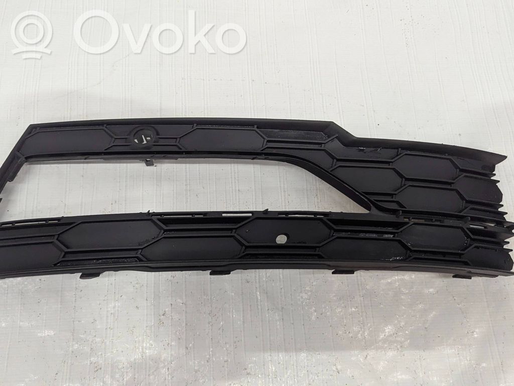 Skoda Octavia Mk4 Kratka dolna zderzaka przedniego 