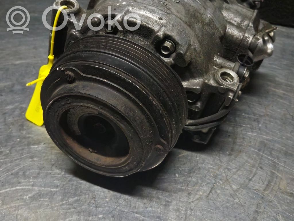 BMW 7 E38 Air conditioning (A/C) compressor (pump) 