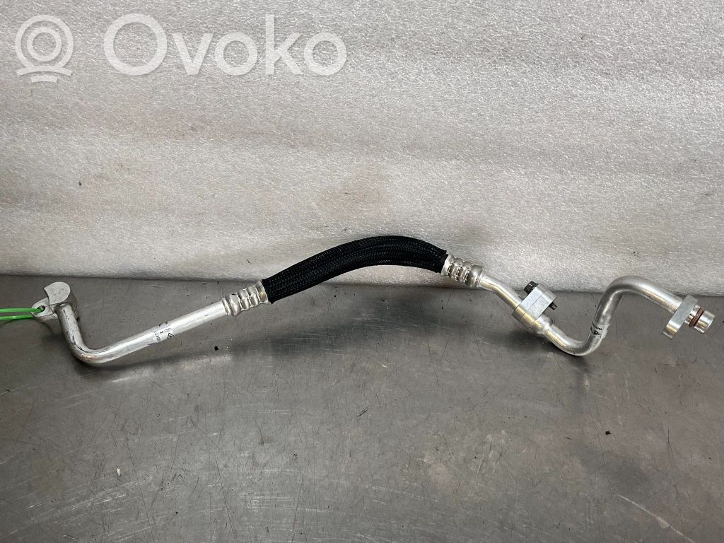 Renault Megane E-Tech Ilmastointilaitteen putki (A/C) 