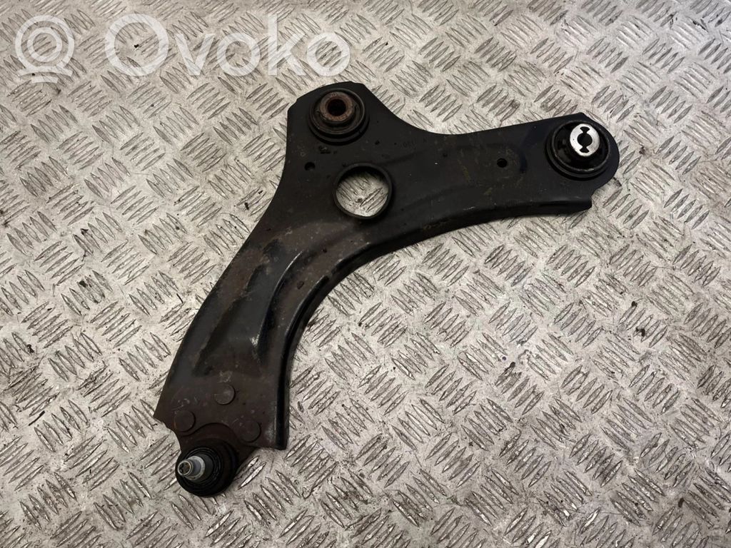 Renault Clio V Rear wheel hub 