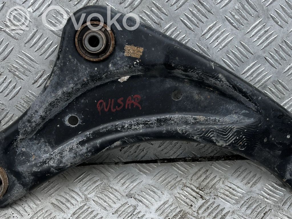 Nissan Pulsar Cubo de rueda trasera 