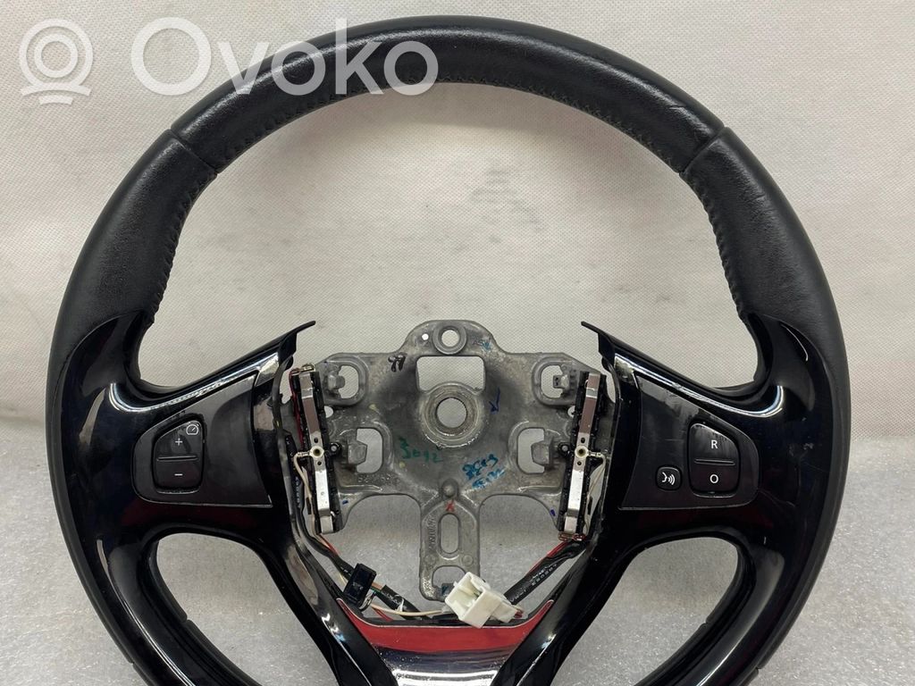Renault Clio IV Lenkrad 