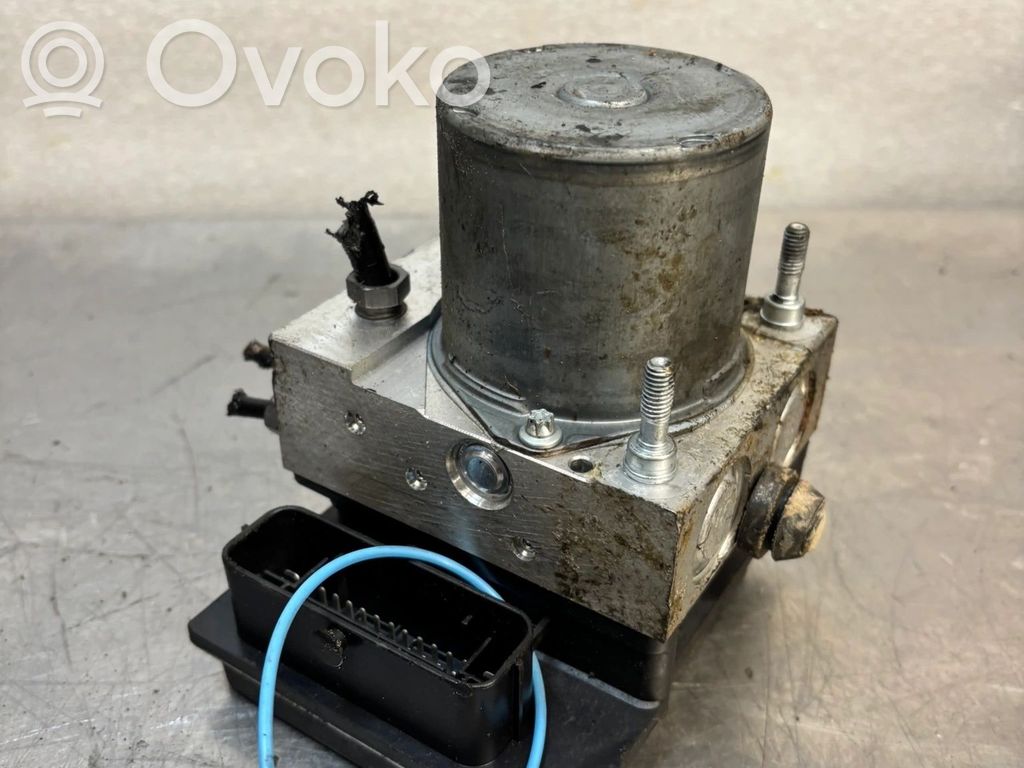 Citroen C4 II Master brake cylinder 