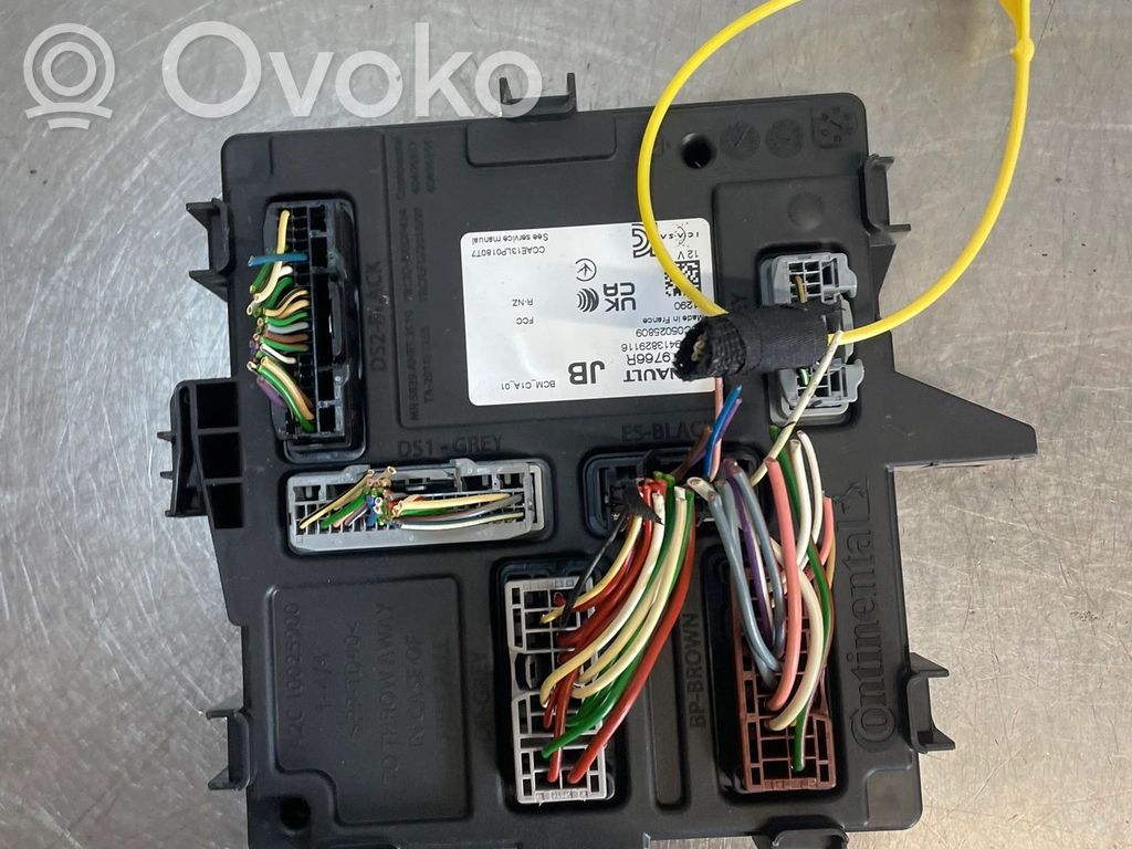 Renault Captur II Bagažinės dangčio atidarymo judesiu valdymo blokas 
