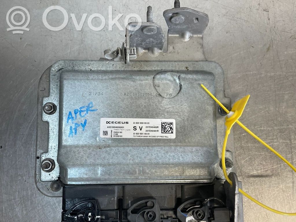 Engine control unit/module ECU   237D40462R,237D40461R,A4209014901,A3C0934200001,A4209009501