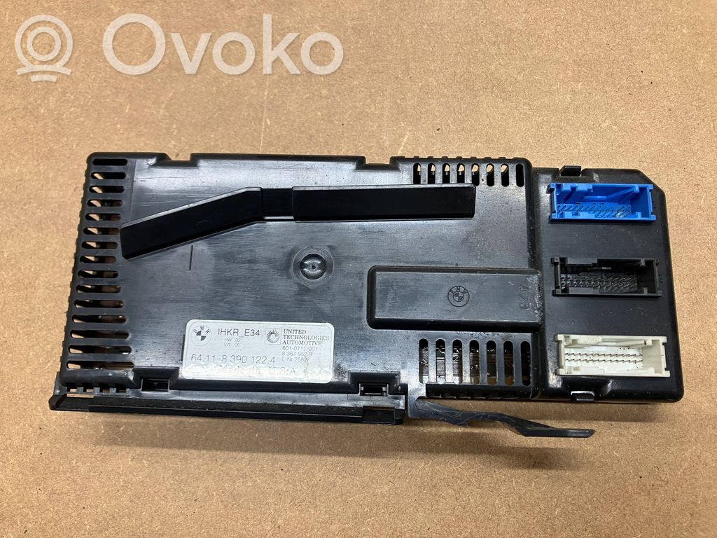 BMW 5 E34 Gaisa kondicionēšanas / salona apsildes vadības bloks 