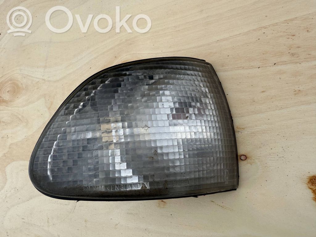 BMW 7 E38 Front indicator light 