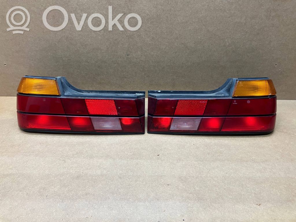 Rear/tail lights   1374041,1374042