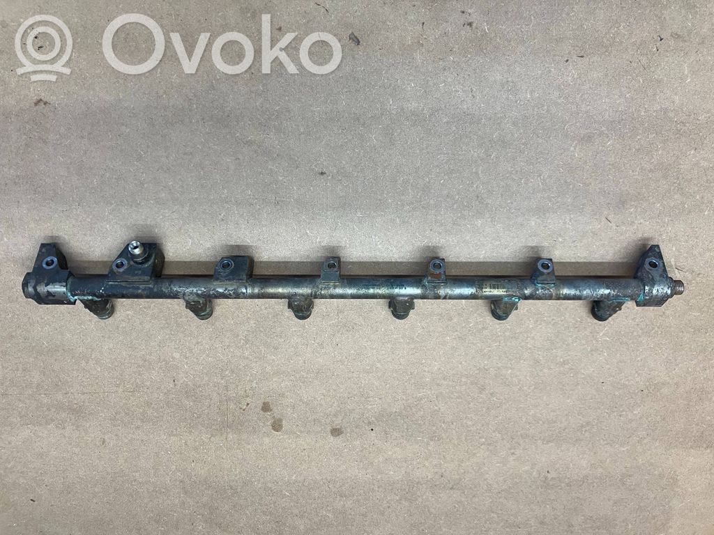 Polttoainepääputki   7523439