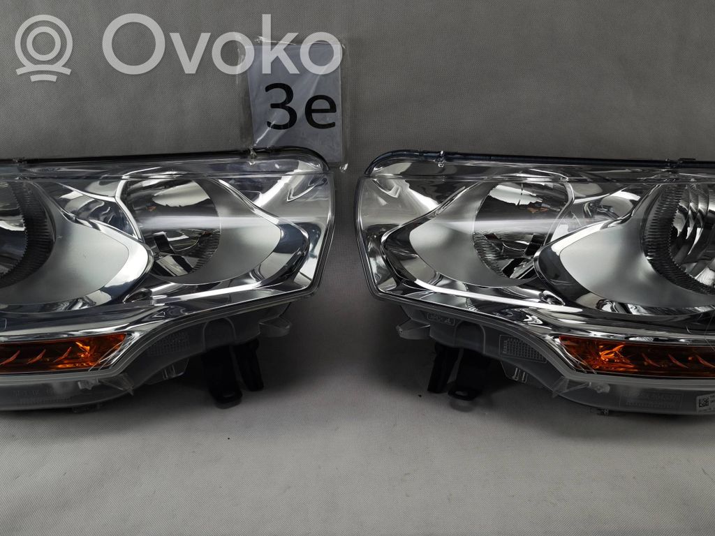 Citroen C4 II Scheinwerfer 
