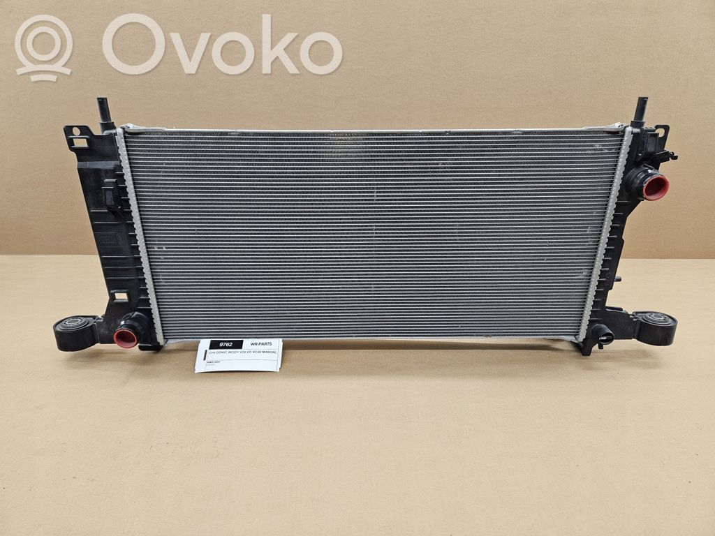 Volvo XC40 Chłodnica 