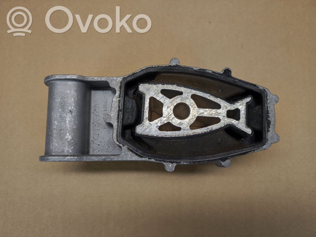 Volvo XC40 Wspornik / Mocowanie silnika 