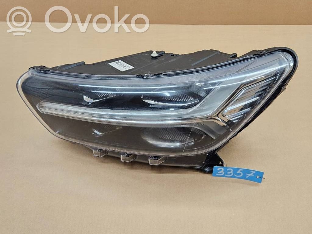 Volvo XC40 Phare frontale 