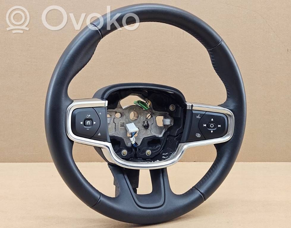 Volvo XC40 Vairas 