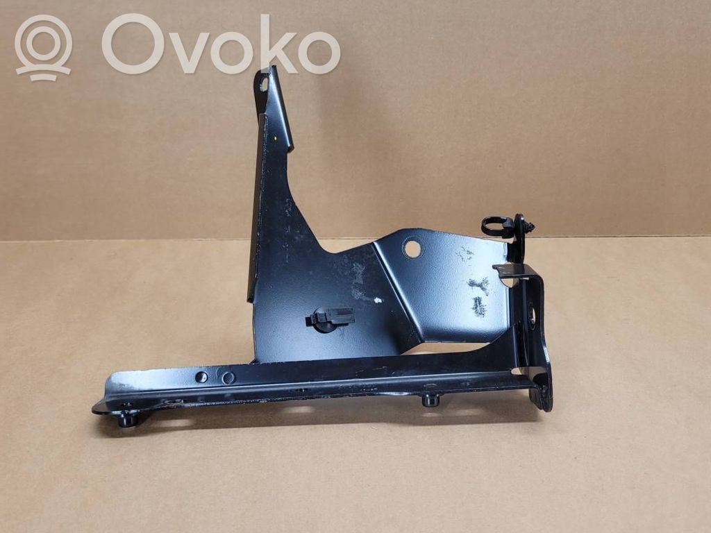 Volvo S60 Laikiklis radiatorių panelės (televizoriaus) 
