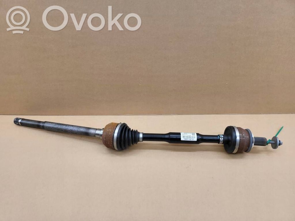 Volvo C40 Półoś przednia 