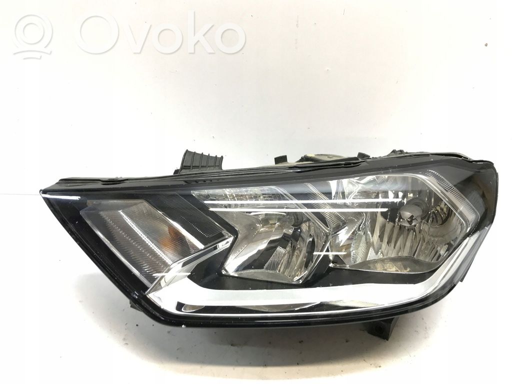 Audi A1 Headlight/headlamp 