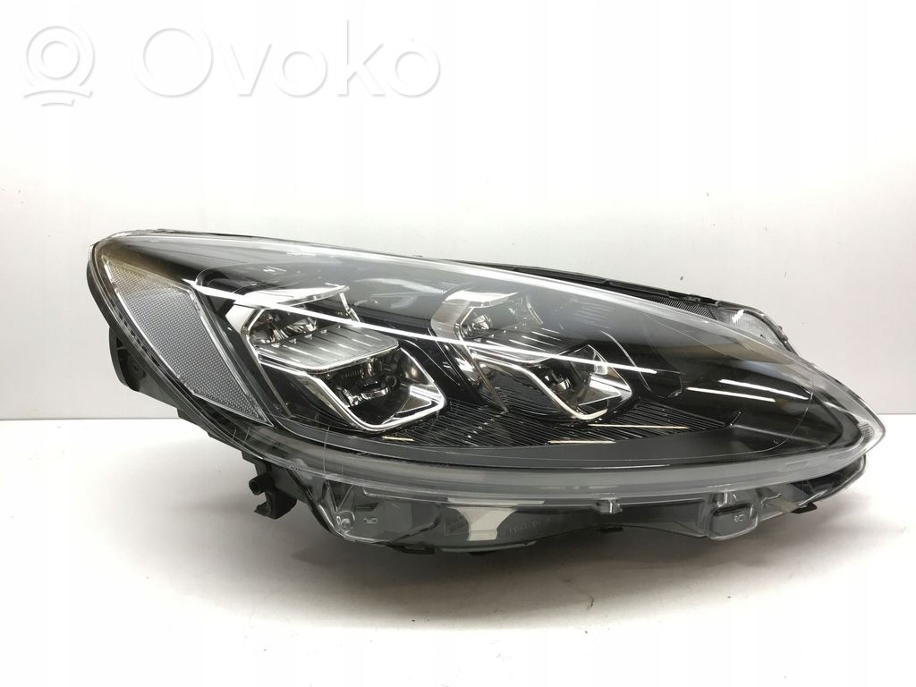 Ford Kuga III Priekšējais lukturis 