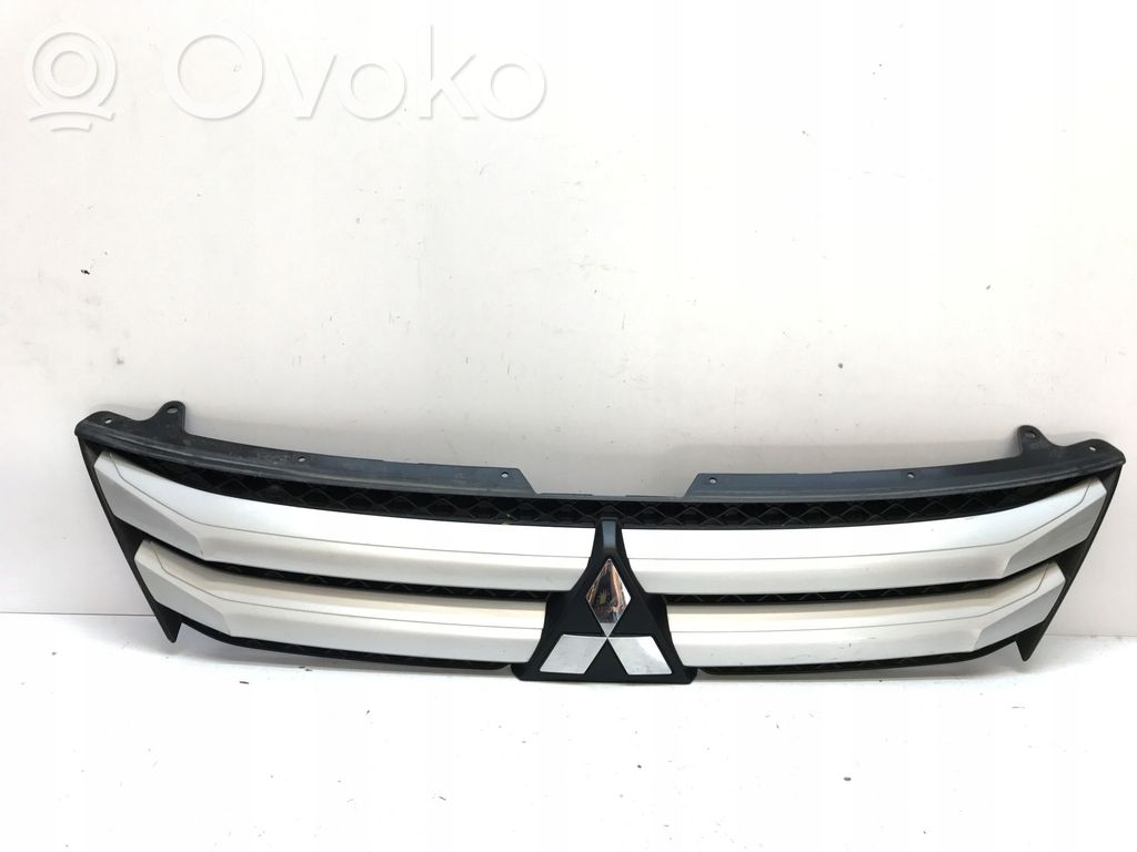 Mitsubishi Eclipse Cross Front bumper upper radiator grill 