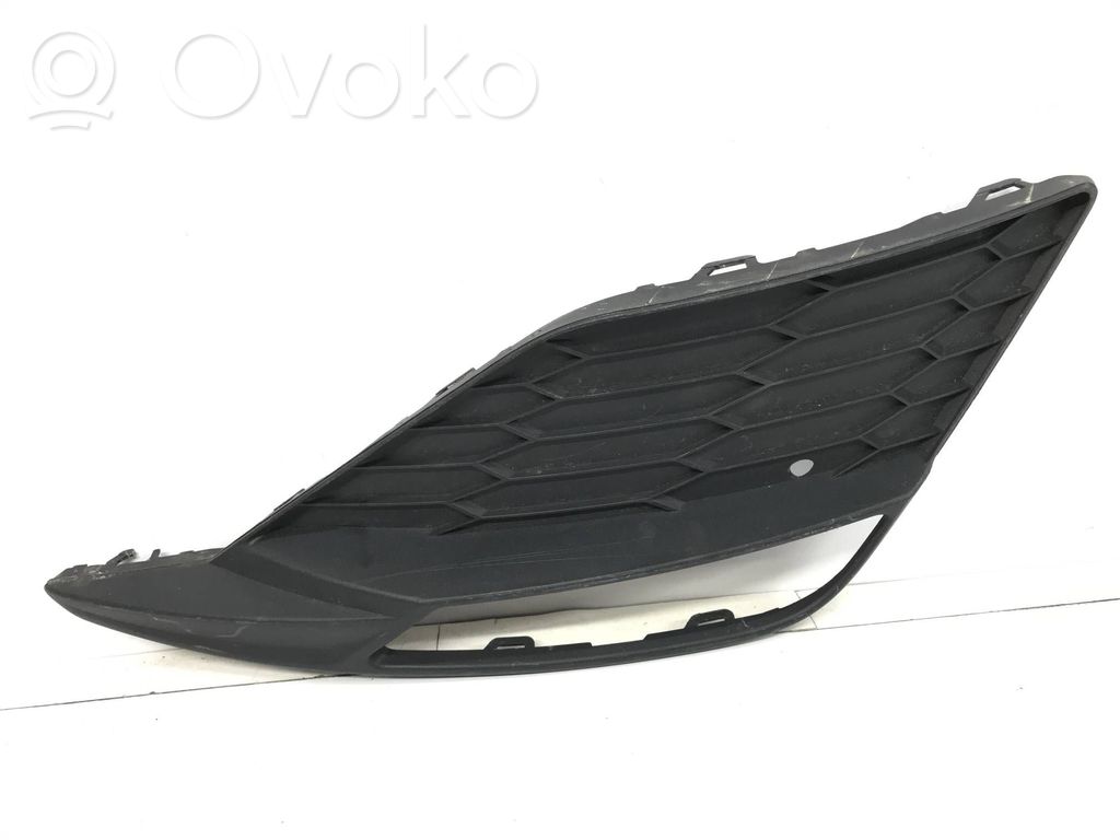 Seat Leon (5F) Front bumper lower grill 