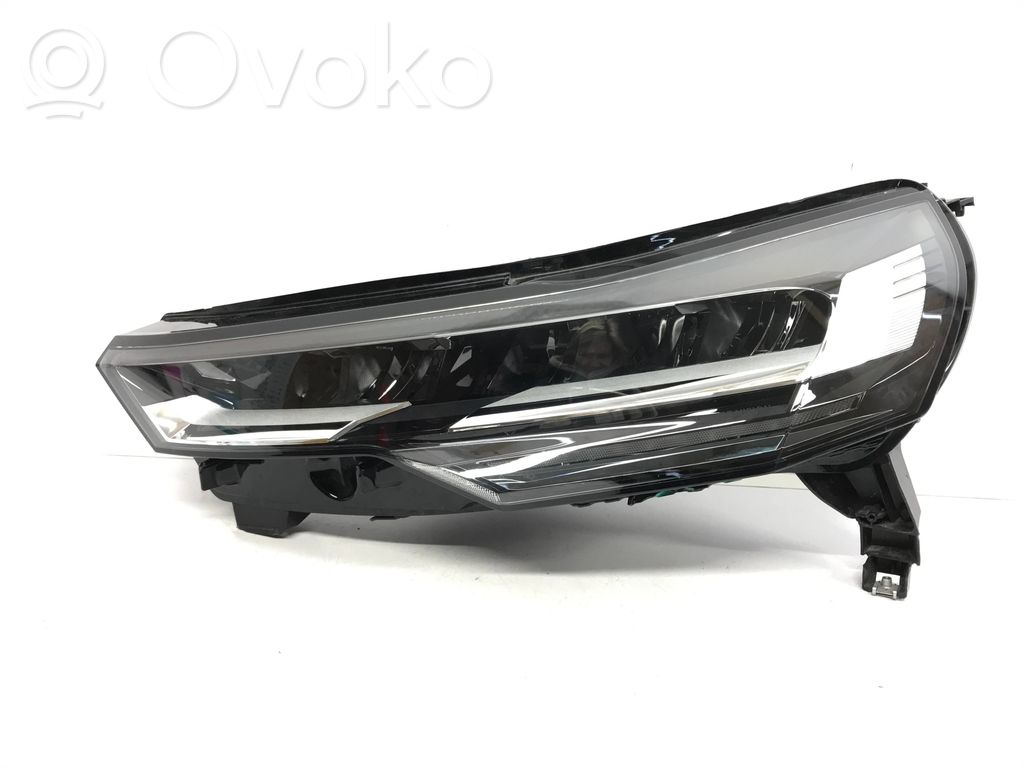 Renault Captur II Headlight/headlamp 