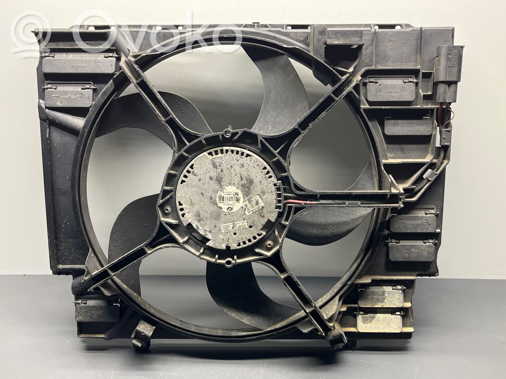 Elektrisks radiatoru ventilators   7796832,11585251