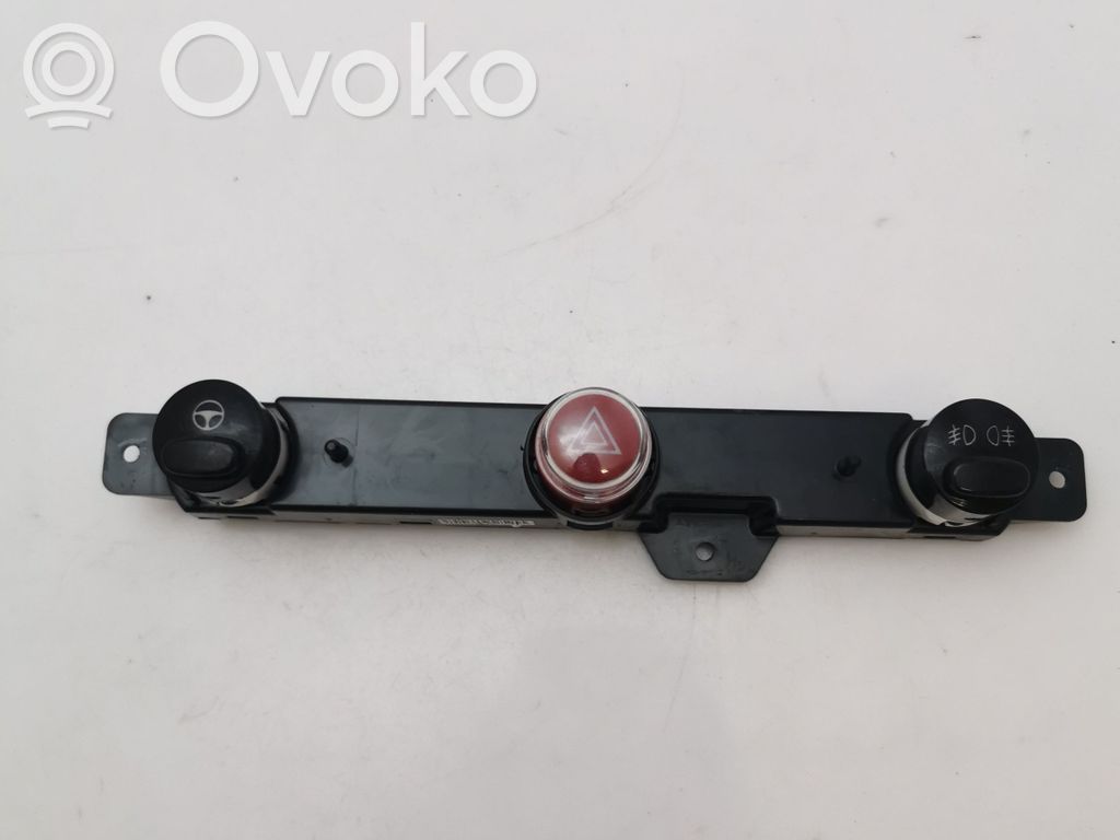 Fiat 500 A set of switches 