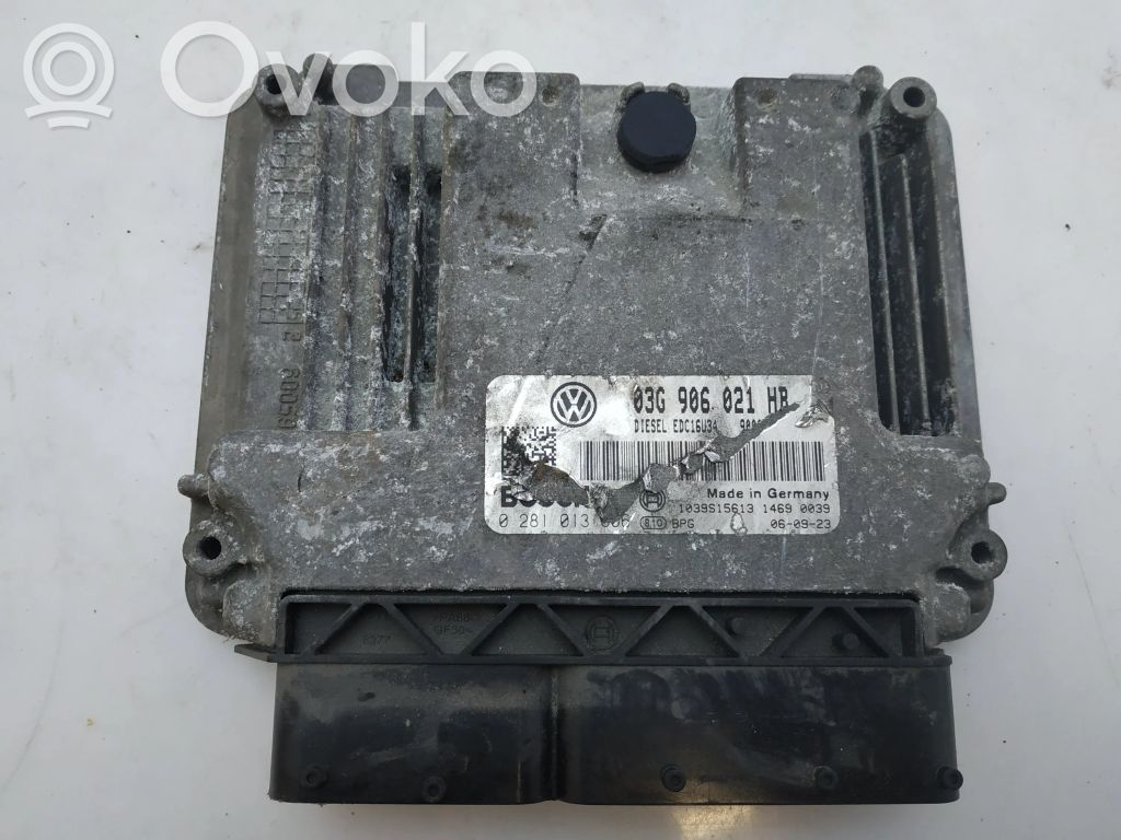 Volkswagen Golf V Engine control unit/module 