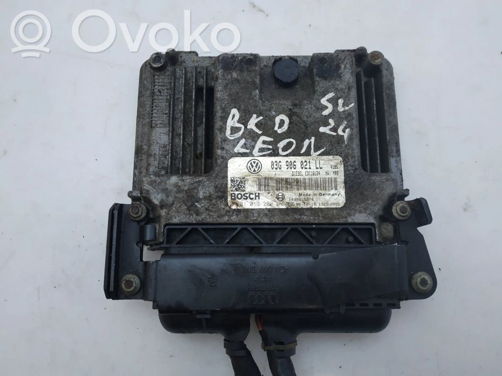 Seat Leon (1P) Engine control unit/module 