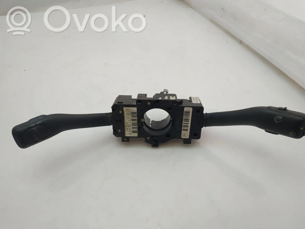 Volkswagen PASSAT B5 Palanca de intermitentes 