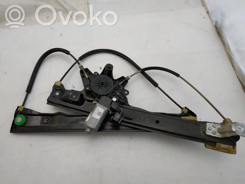 Ford C-MAX II Front door window regulator with motor 