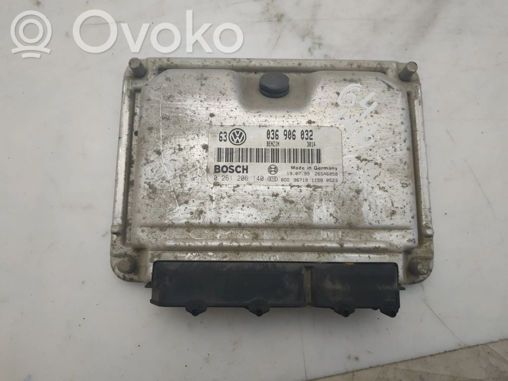 Volkswagen Golf IV Engine control unit/module 