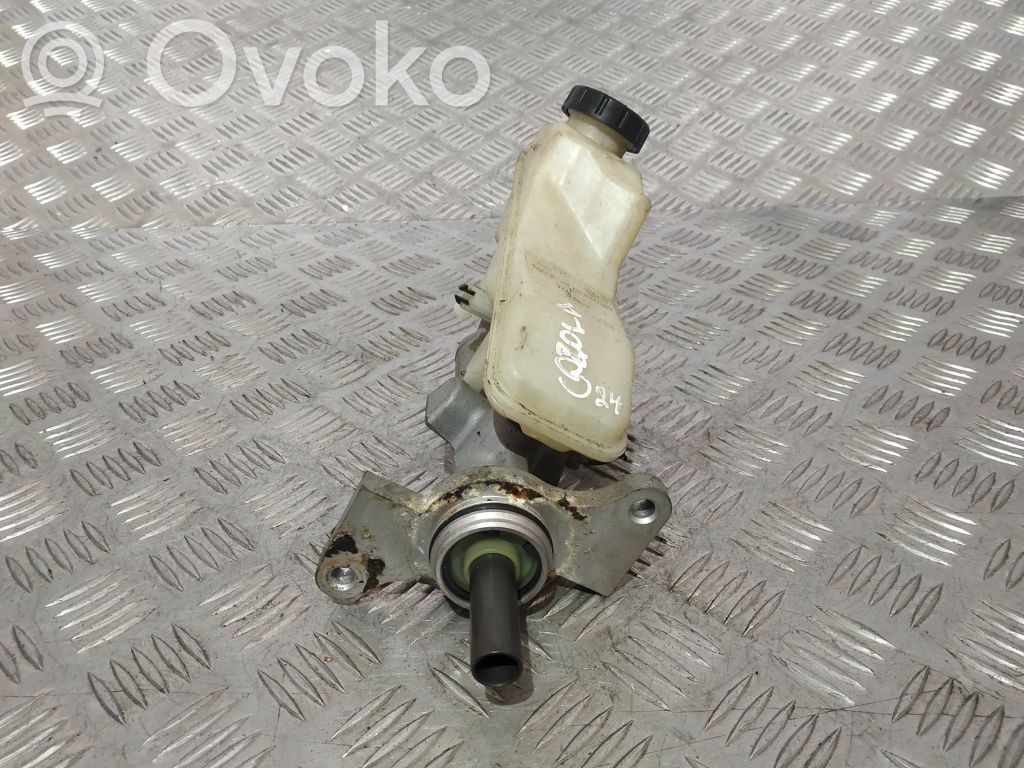 Toyota Corolla E120 E130 Pääjarrusylinteri 
