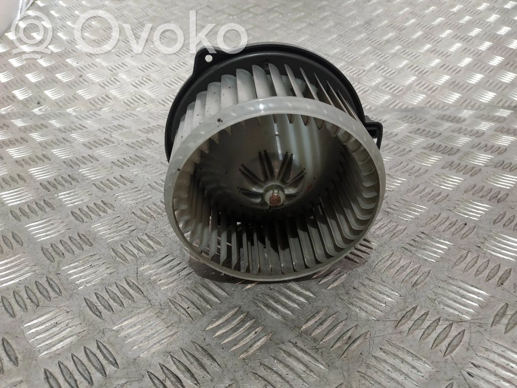 Toyota Corolla E120 E130 Lämmittimen puhallin 