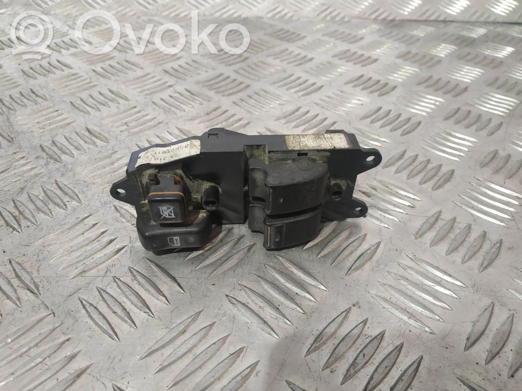 Toyota Corolla E120 E130 Electric window control switch 