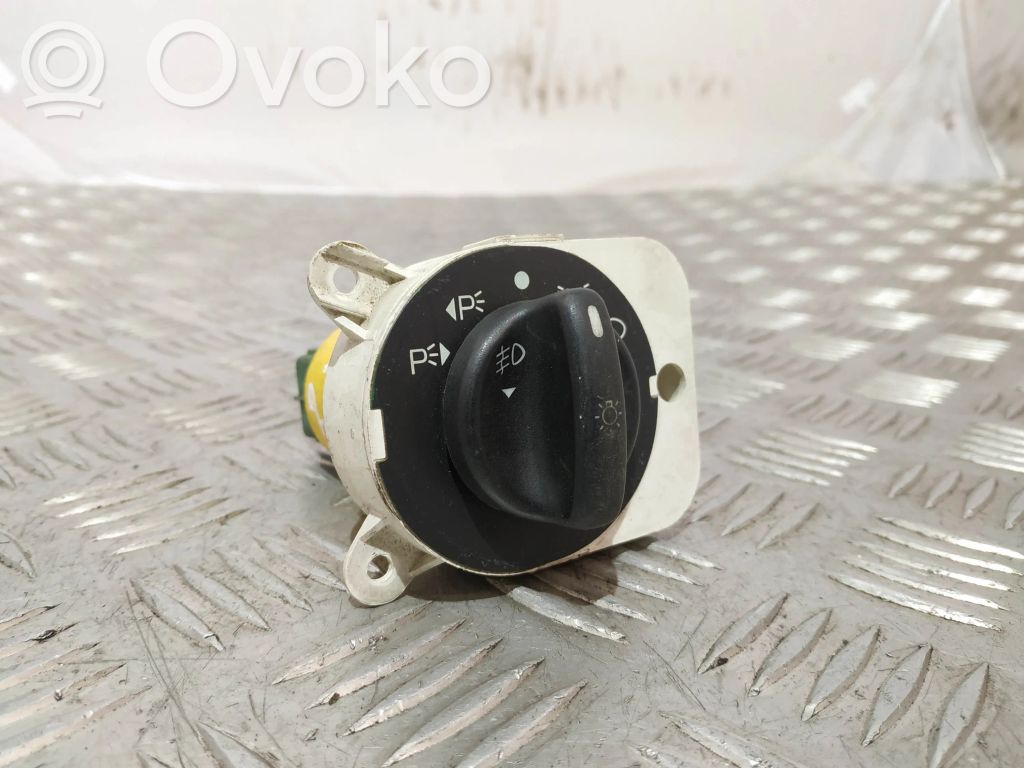 Ford Mondeo MK II Light switch 