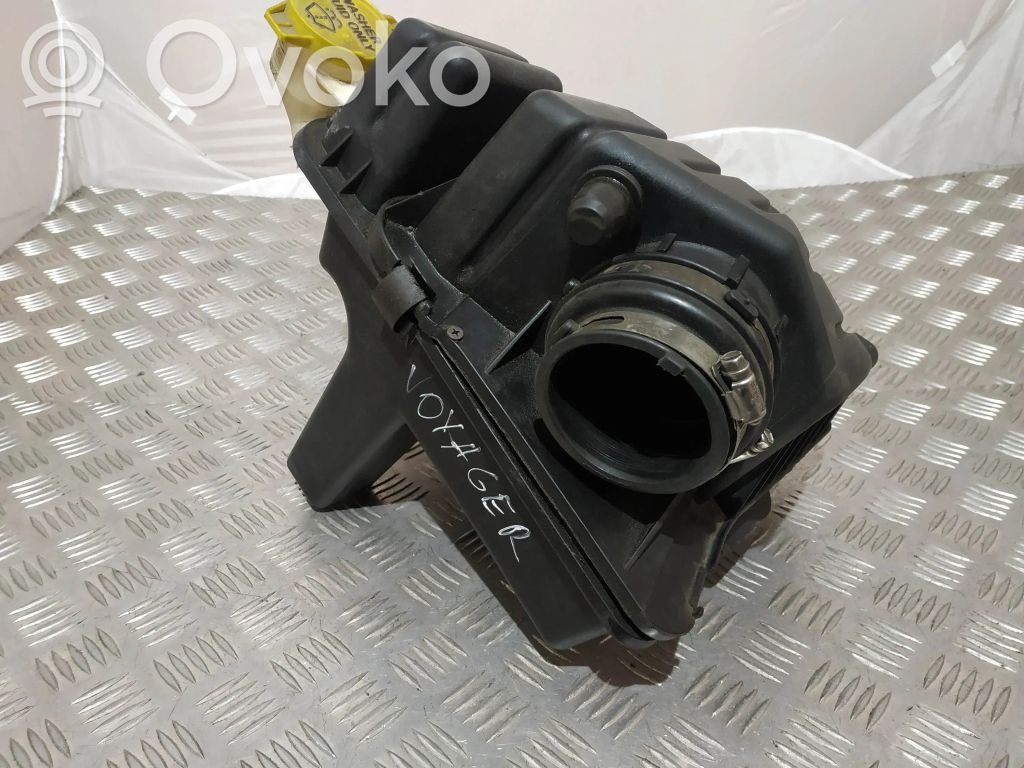 Chrysler Voyager Air filter box 
