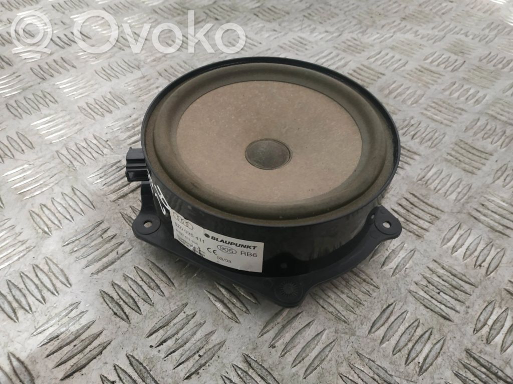 Audi A2 Front door speaker 