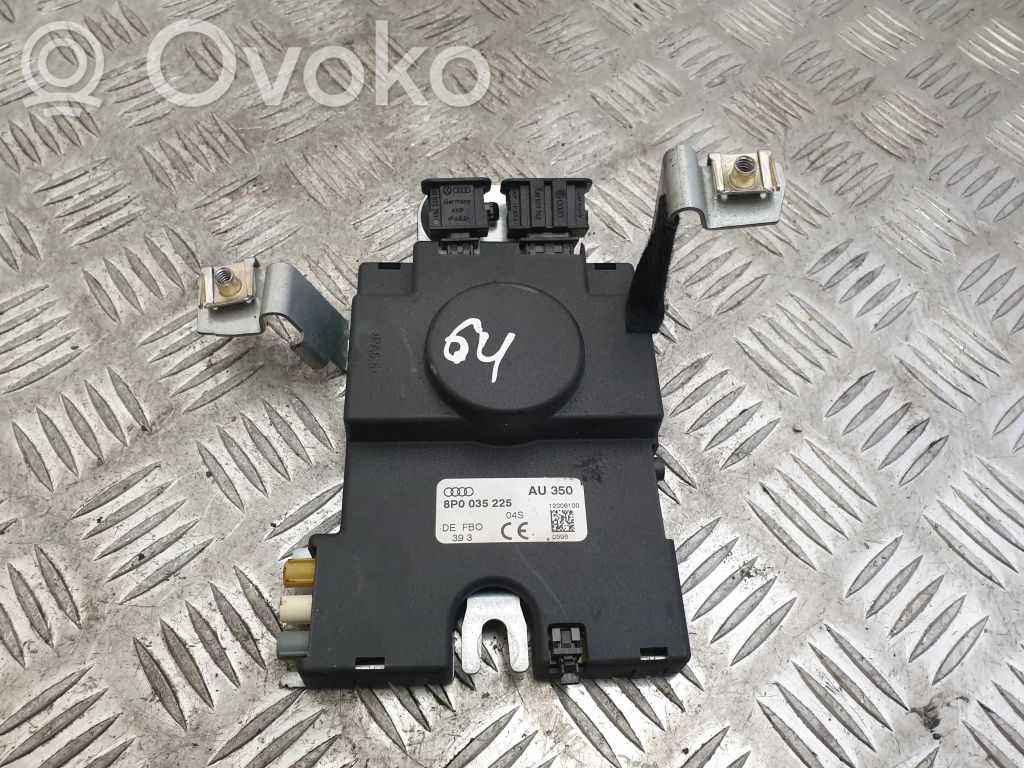 Audi A3 S3 8P Antenos stiprintuvas 