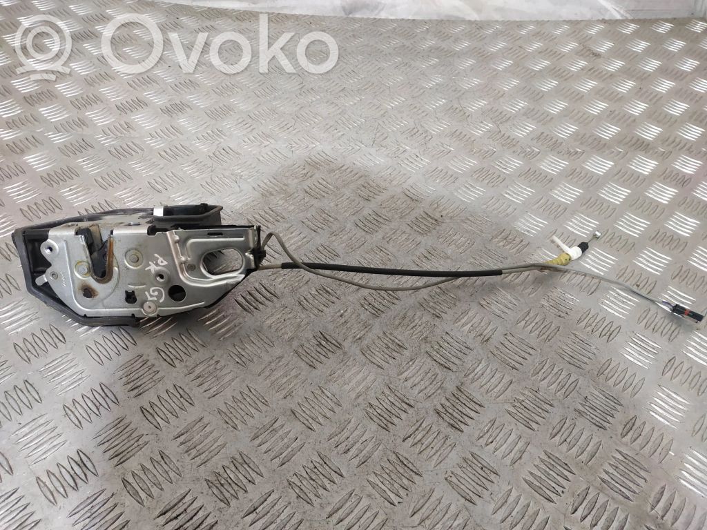 BMW 5 GT F07 Front door lock 