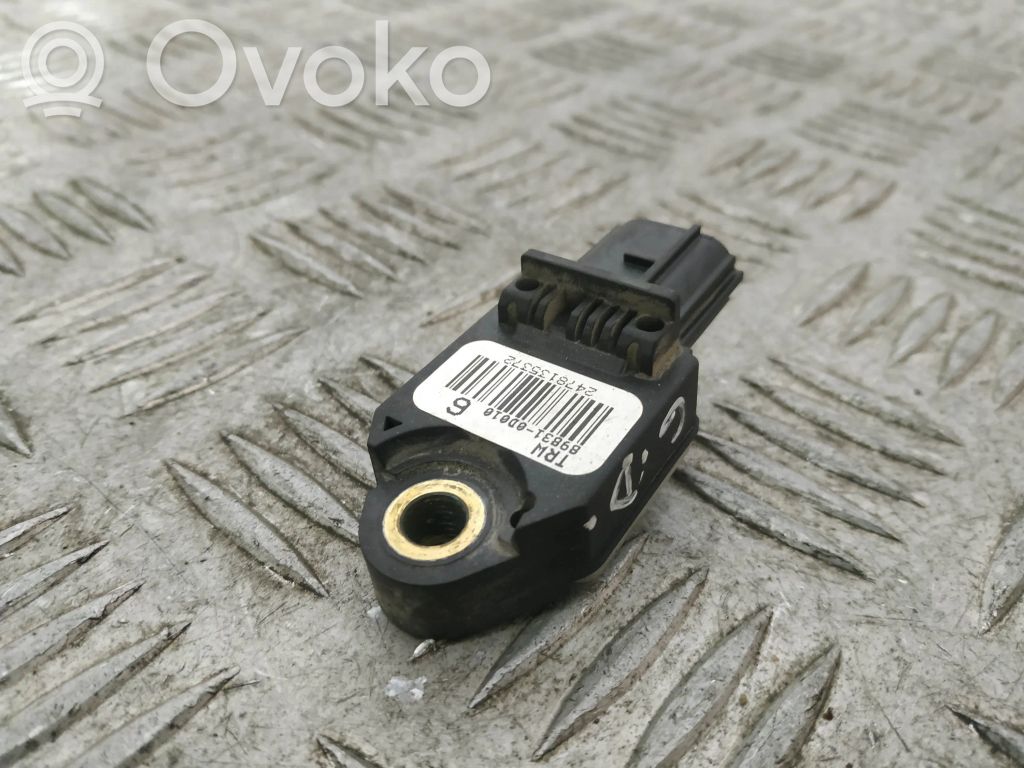 Toyota Yaris Airbagsensor Crashsensor Drucksensor 