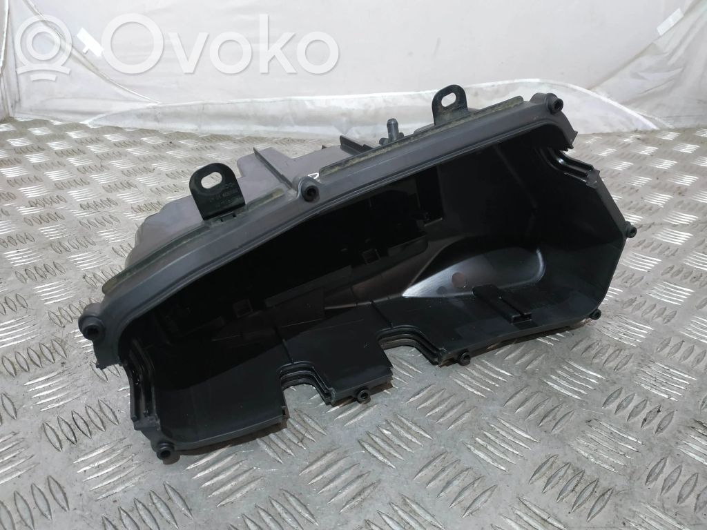 BMW 3 F30 F35 F31 Skrzynka bezpieczników / Komplet 
