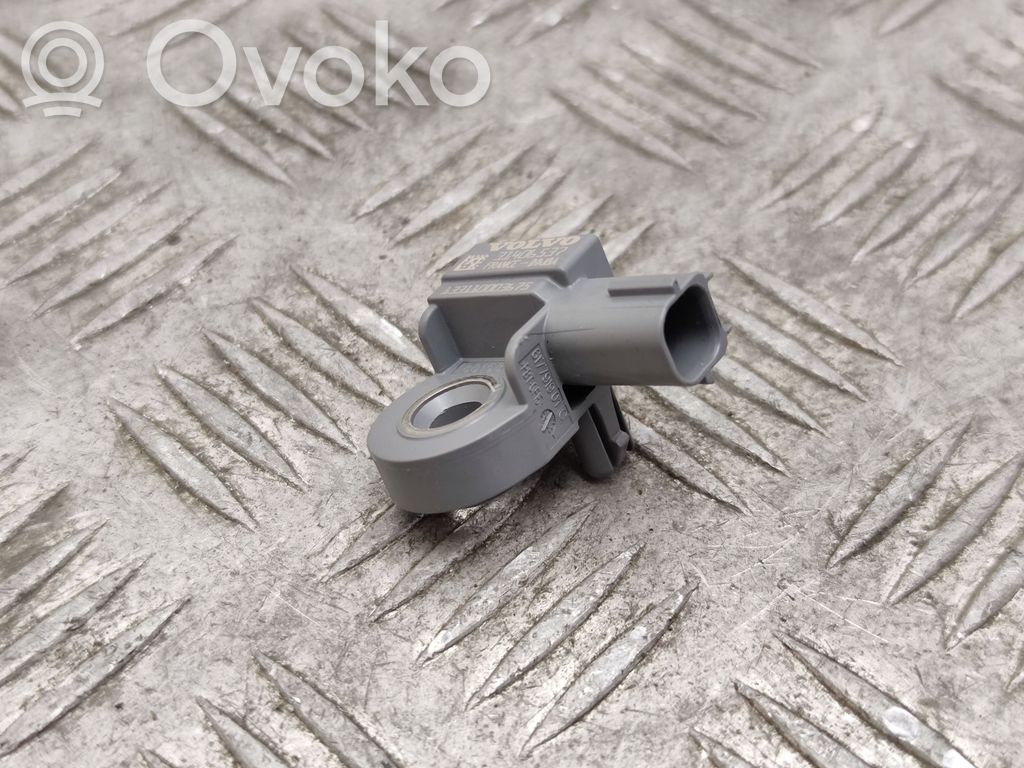 Volvo V40 Cross country Airbag deployment crash/impact sensor 