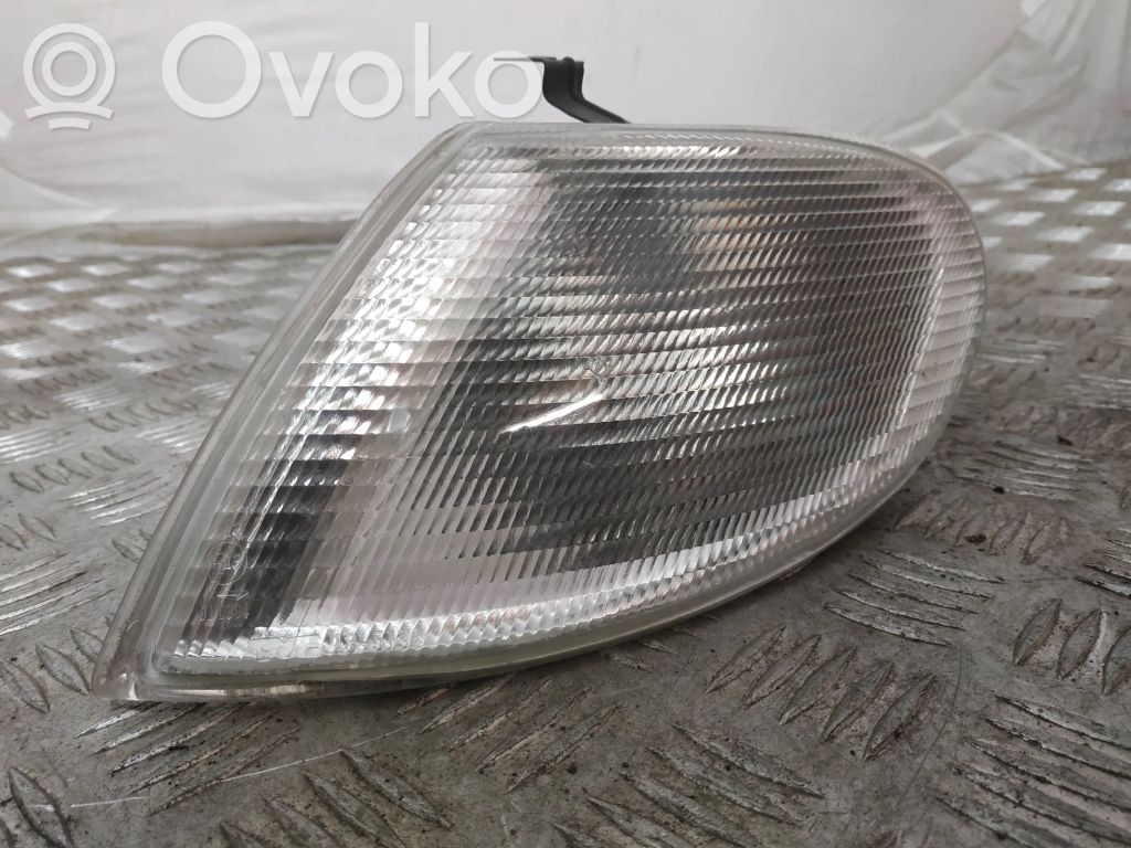 Volkswagen Sharan Front indicator light 