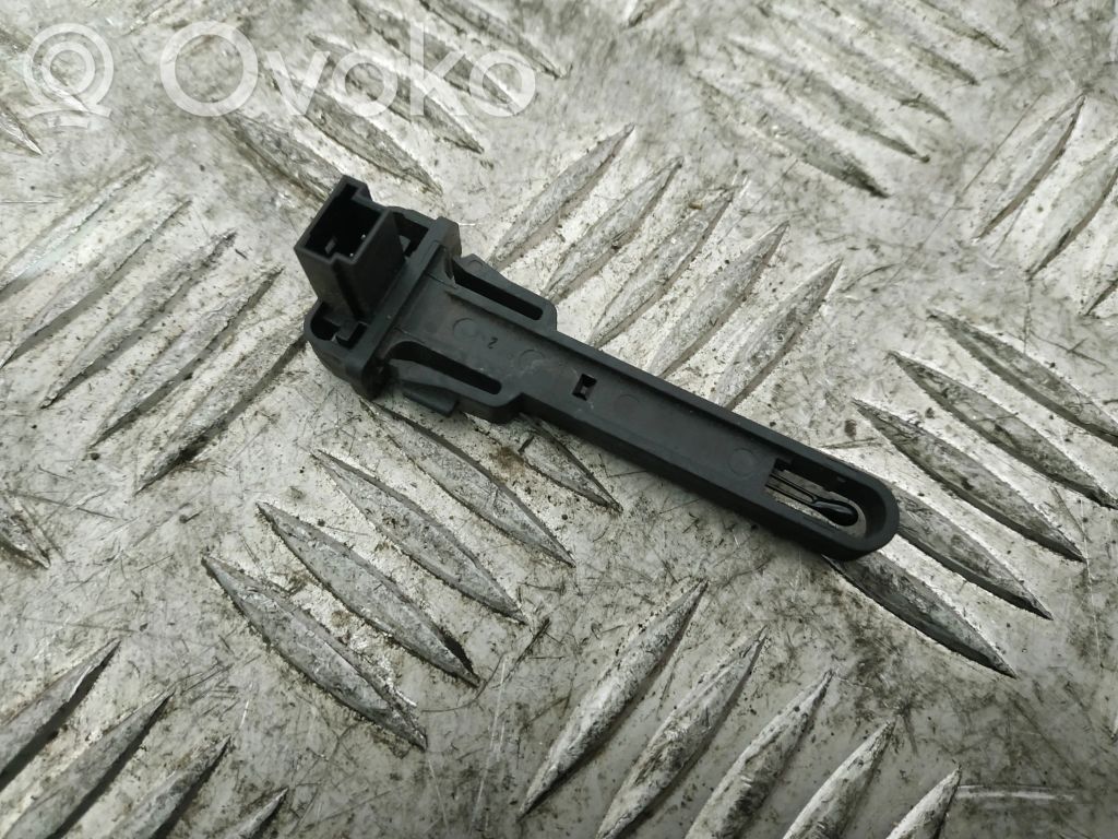 BMW 3 E90 E91 Oil temperature sensor 